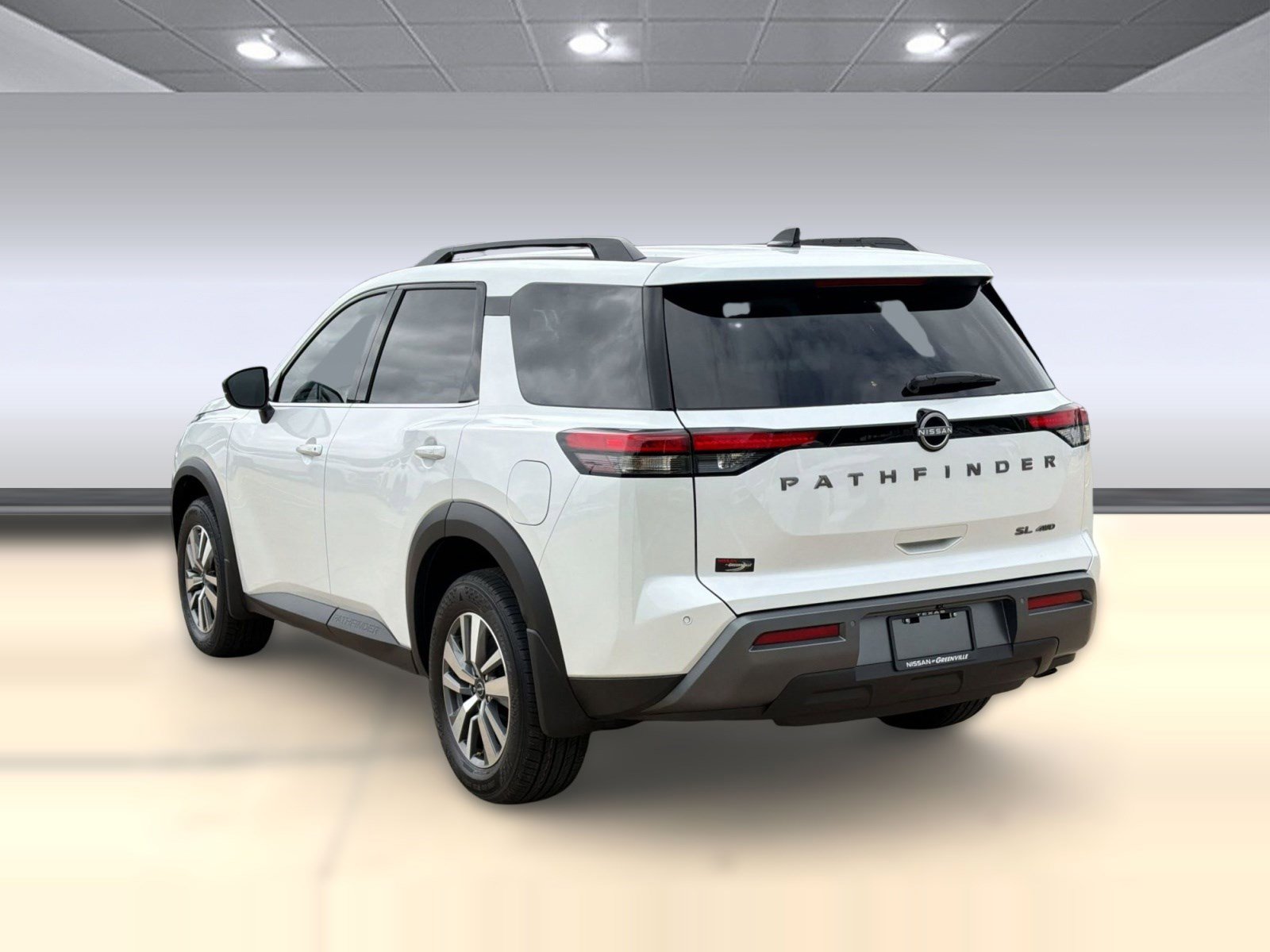 New 2026 Nissan Pathfinder SL image 3