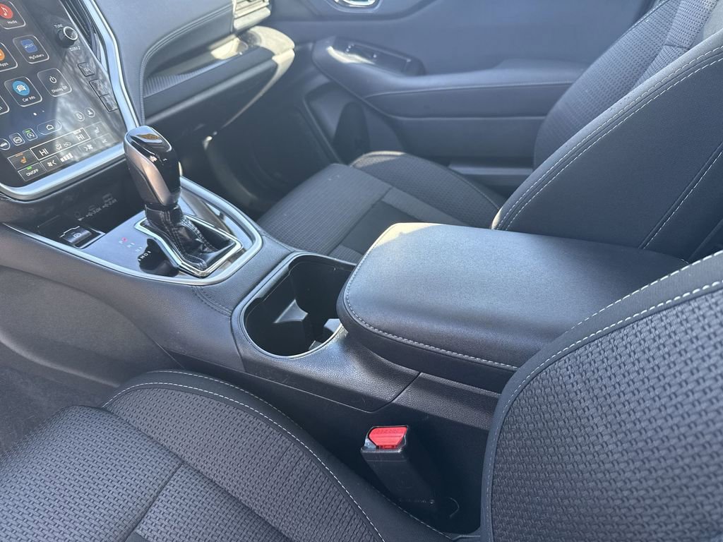 Used 2025 Subaru Outback Premium image 21