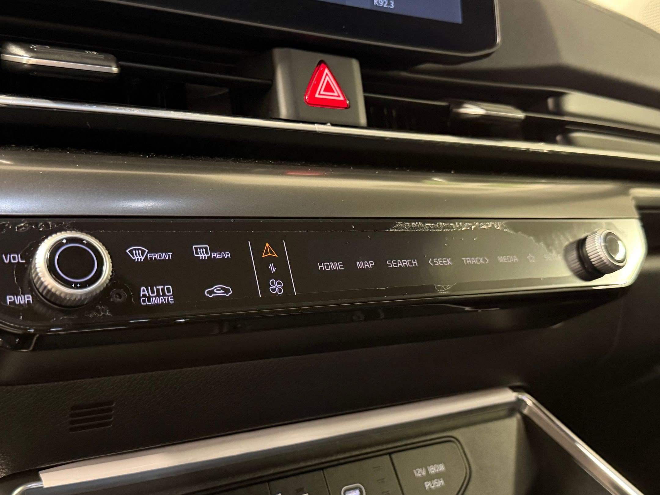 Used 2025 Kia Carnival SX FWD image 46