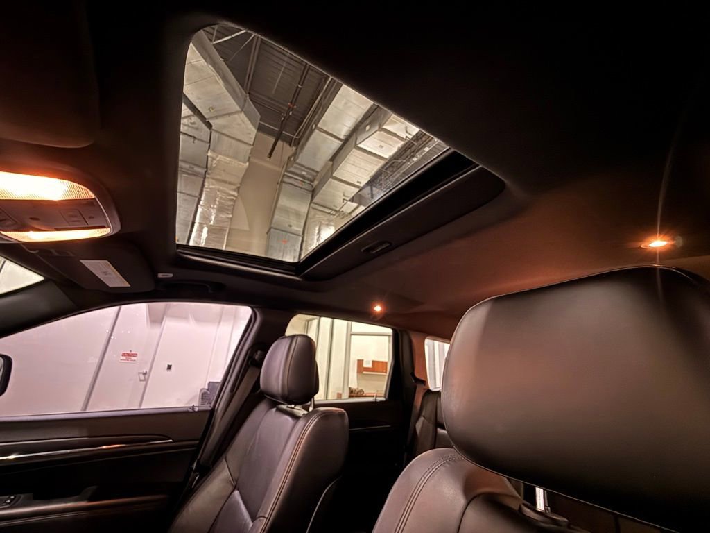 Used 2020 Jeep Grand Cherokee Limited image 17