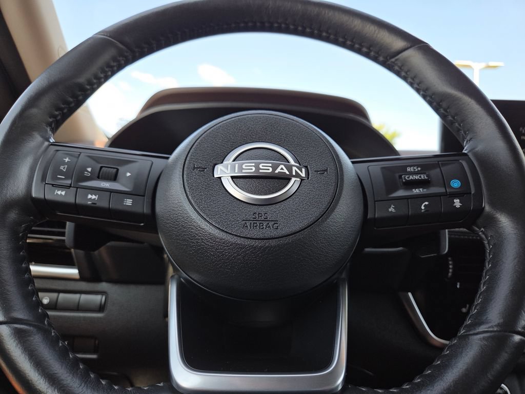 Used 2023 Nissan Rogue SL w/ SL Premium Package AWD/4WD image 28