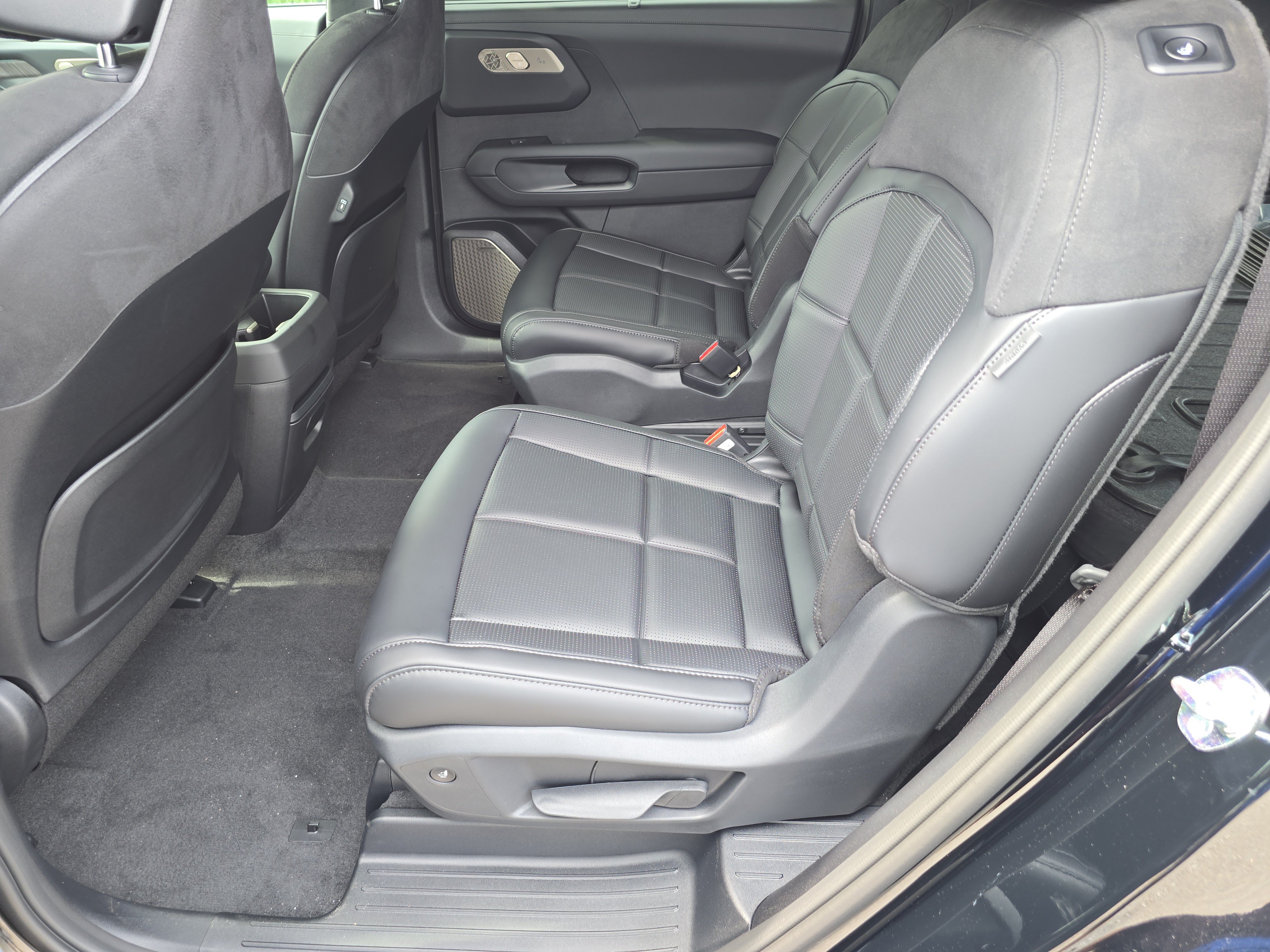 New 2027 Kia Telluride SX Prestige AWD/4WD image 17