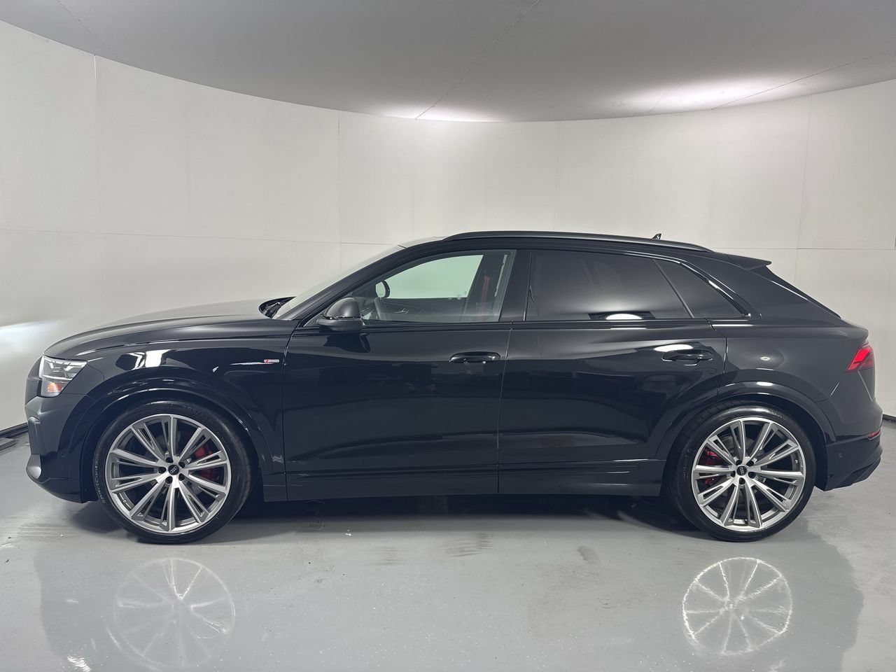 Used 2026 Audi Q8 Prestige w/ Prestige Package AWD/4WD video 2