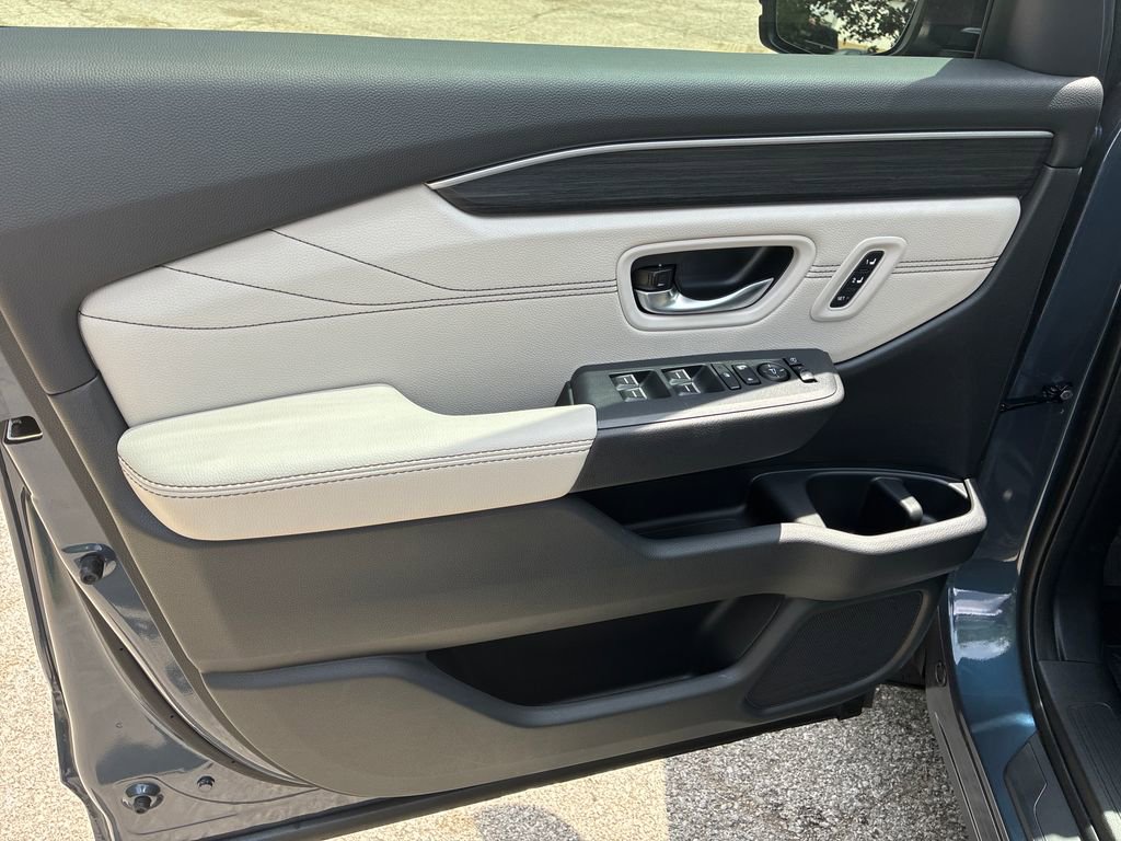New 2026 Honda Pilot Touring image 10