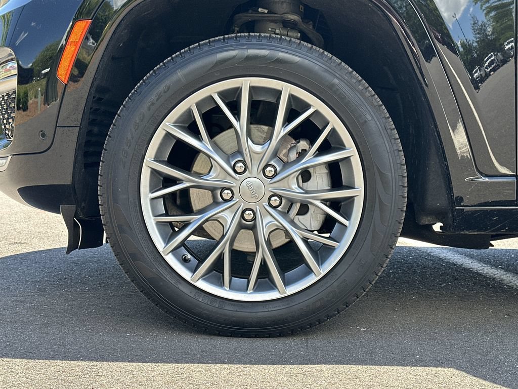 Certified 2025 Jeep Grand Cherokee Summit AWD/4WD image 16