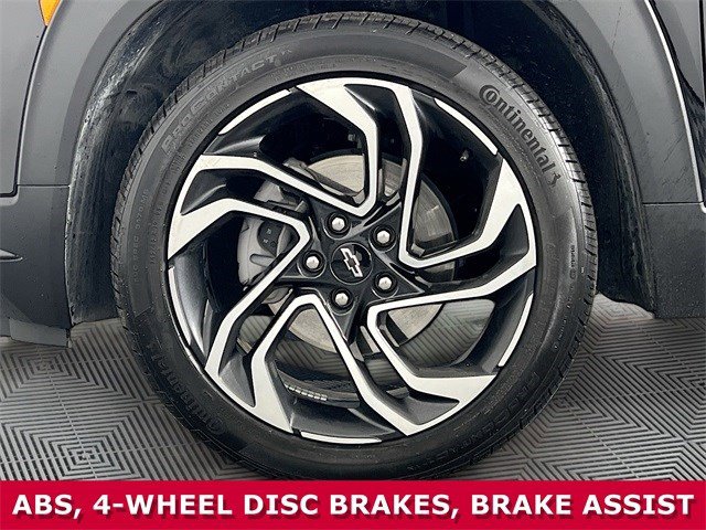 Used 2024 Chevrolet TrailBlazer RS image 33