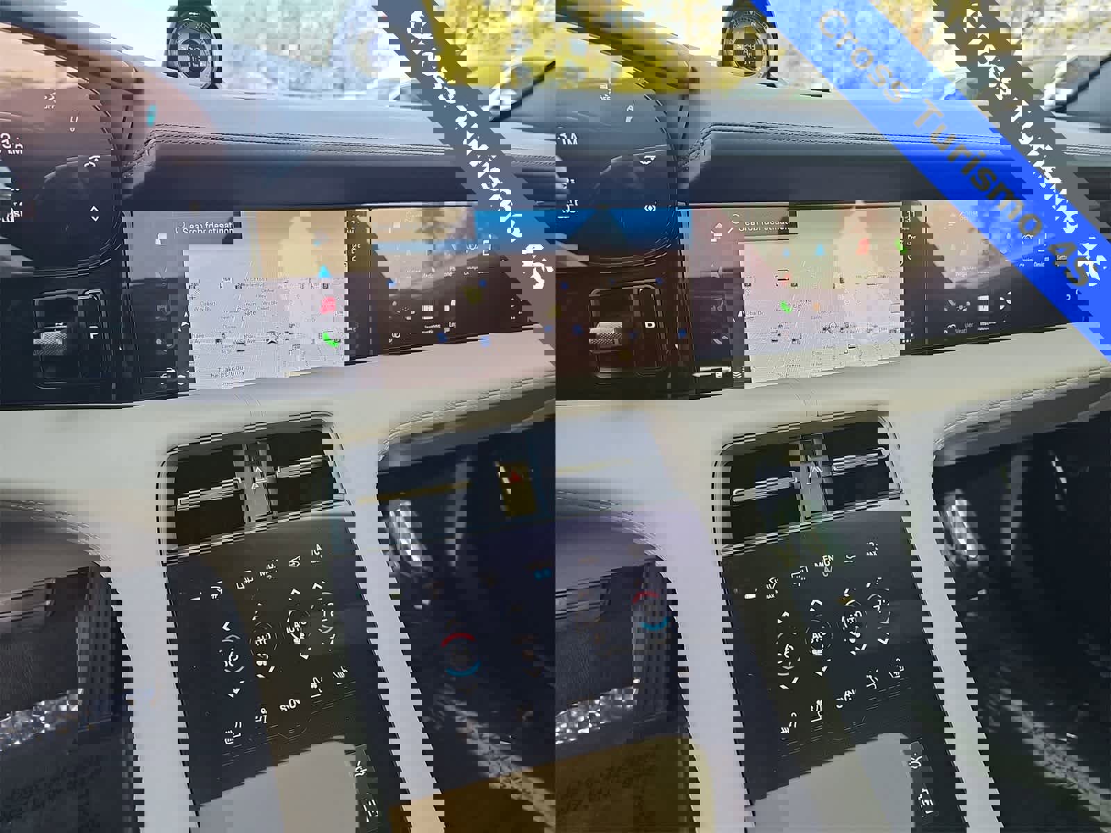 Used 2023 Porsche Taycan 4S image 19