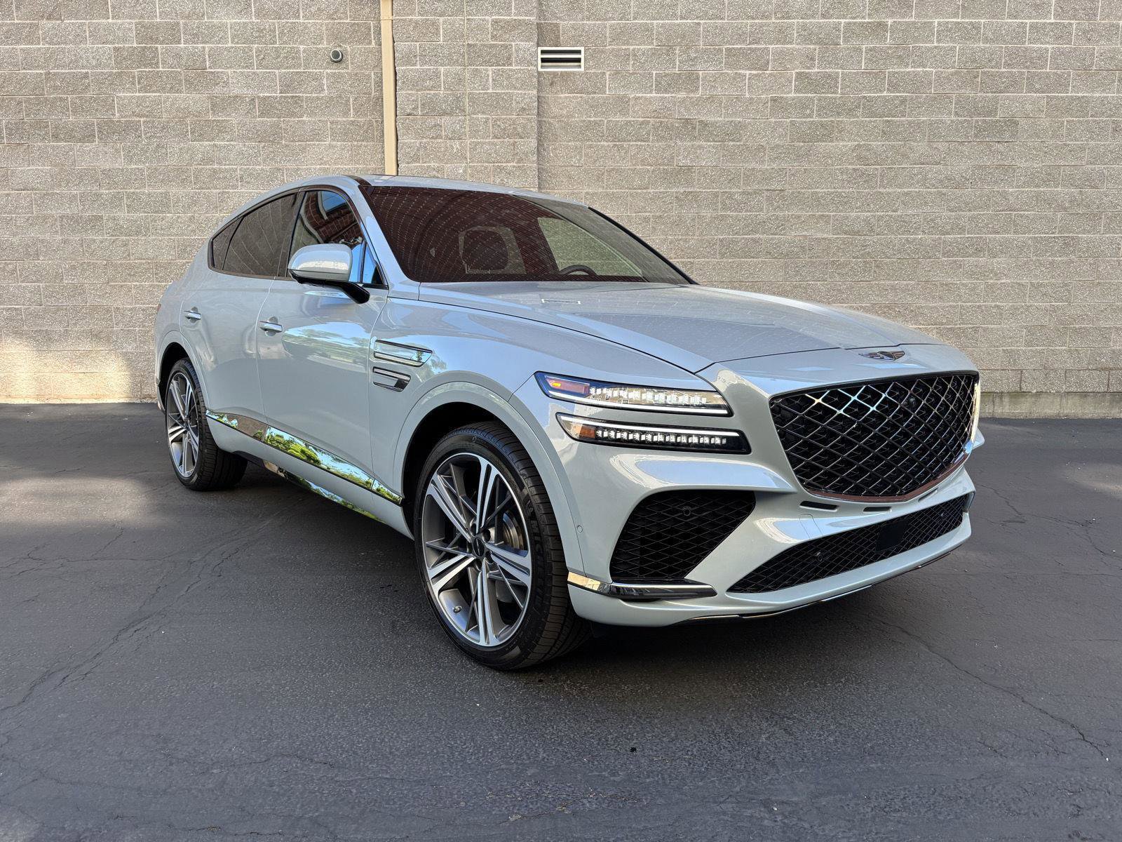 Used 2025 Genesis GV80 3.5T e-SC AWD/4WD image 1
