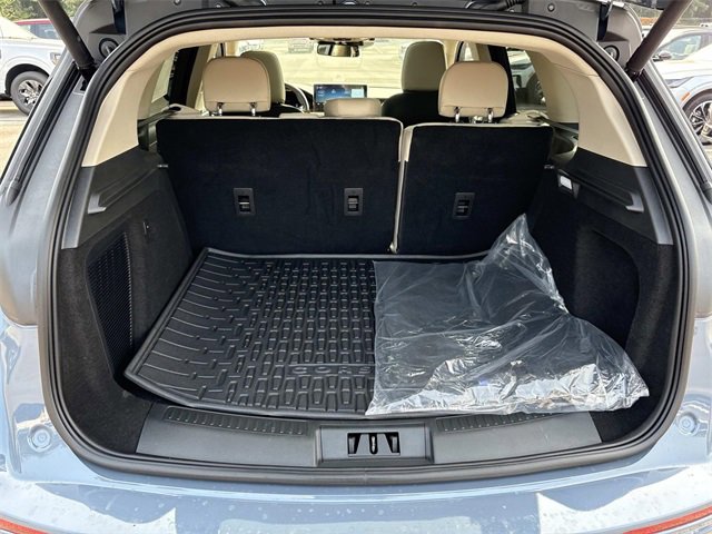 New 2025 Lincoln Corsair Grand Touring w/ Jet Appearance Package image 12