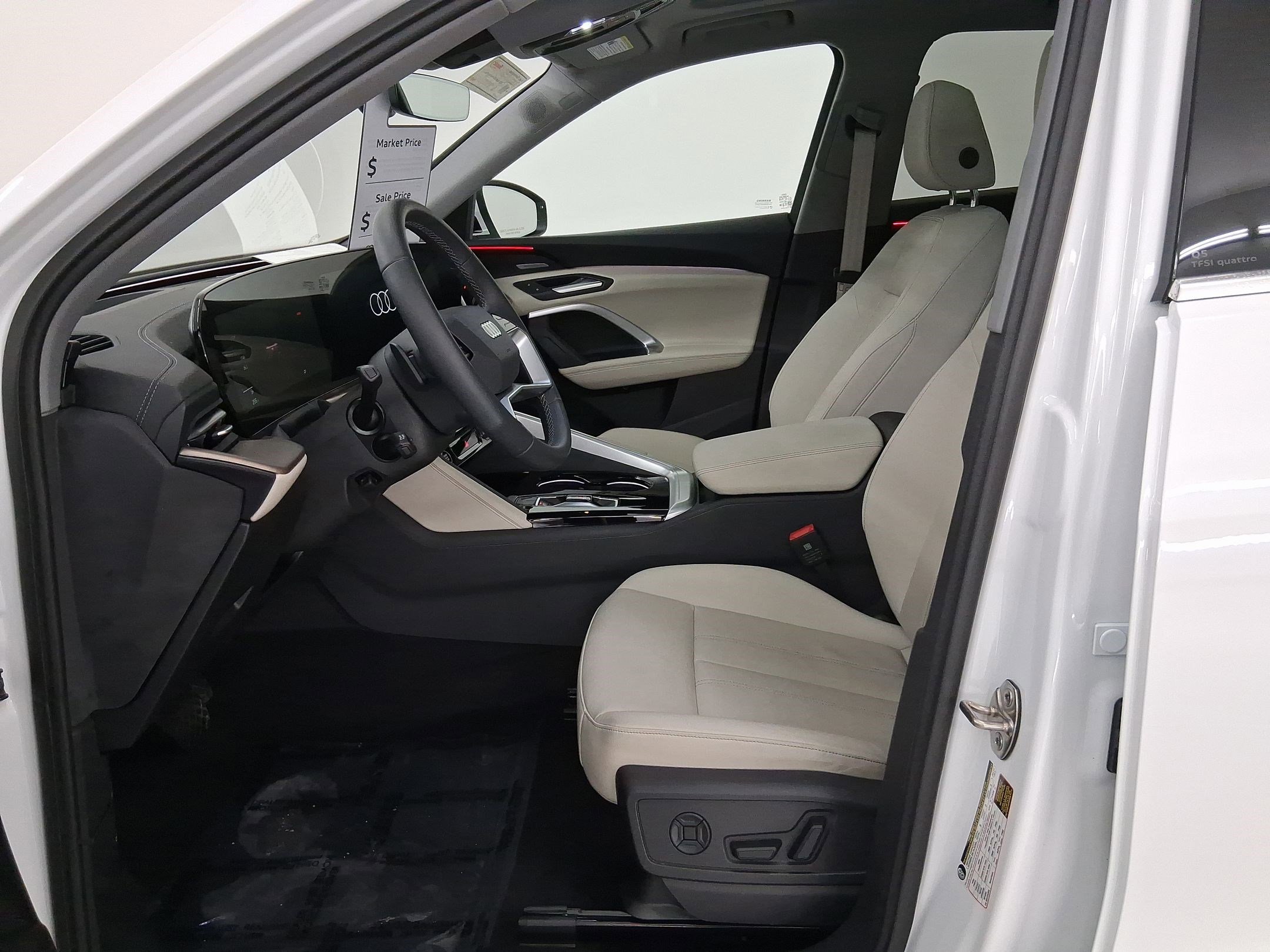 Used 2025 Audi Q5 Premium Plus w/ Premium Plus image 5