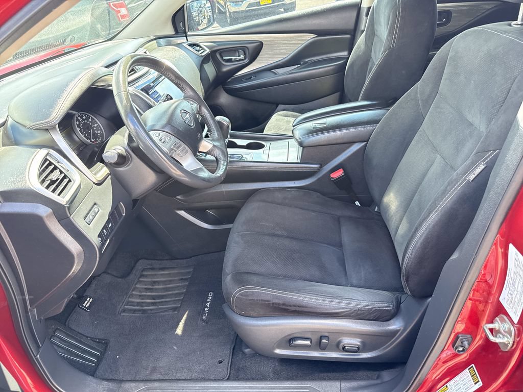 Used 2017 Nissan Murano S AWD/4WD image 13