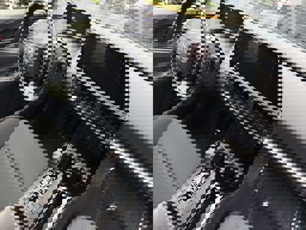 Used 2024 Toyota Prius LE image 21