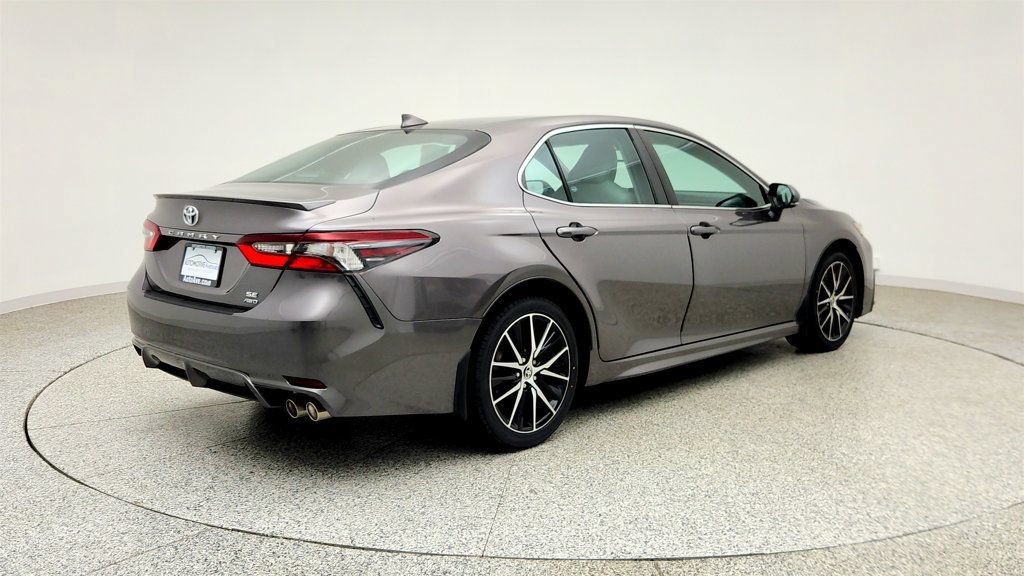 Used 2023 Toyota Camry SE w/ Cold Weather Package AWD/4WD image 5