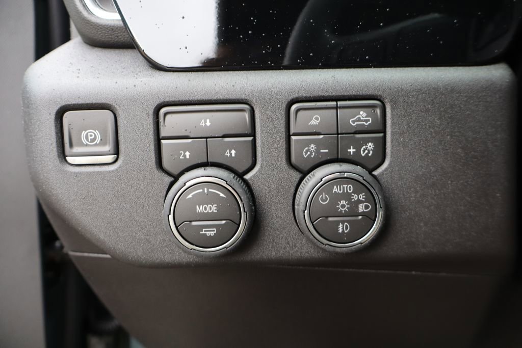 New 2026 Chevrolet Silverado 2500 LT w/ Trail Boss Package image 15