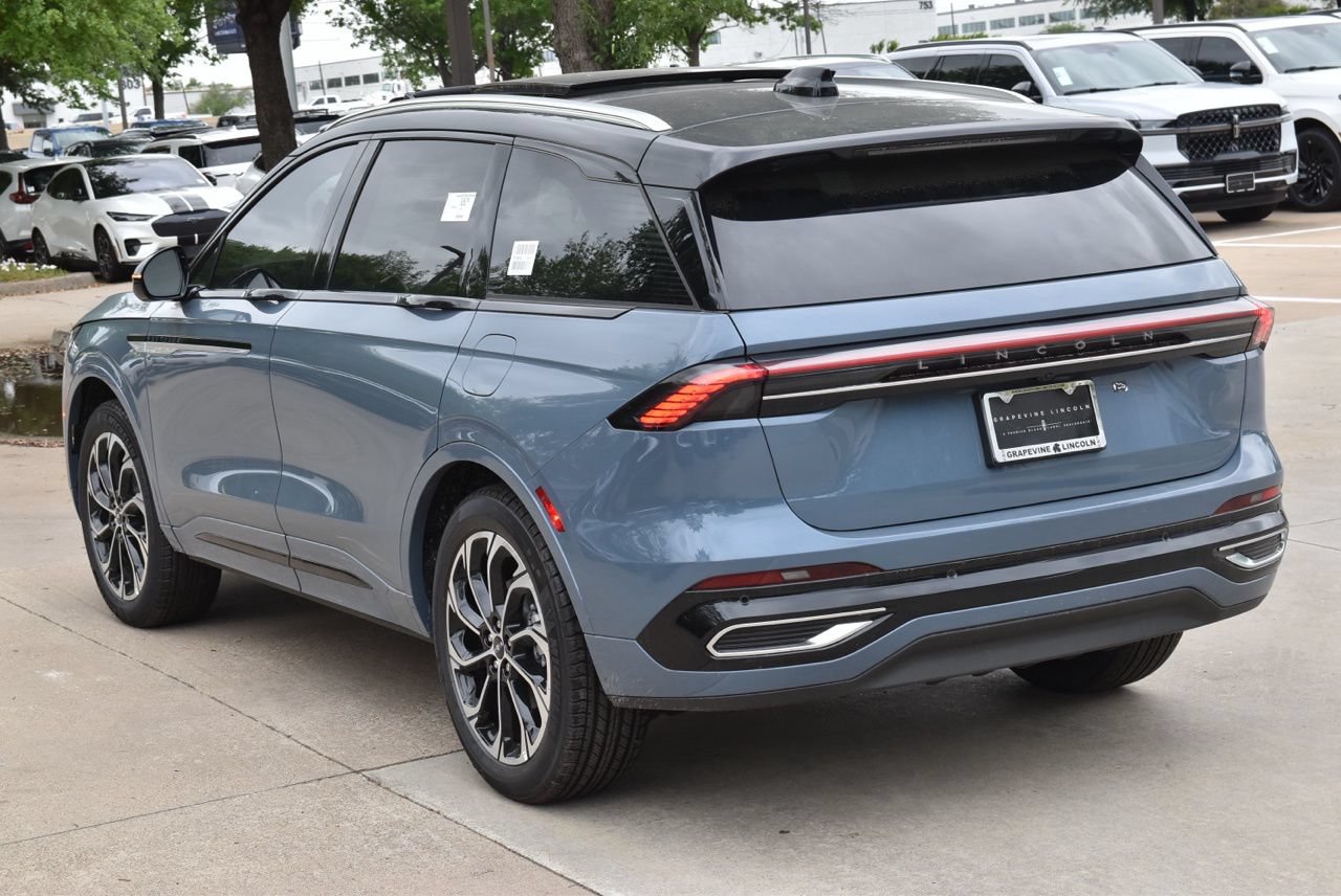 New 2026 Lincoln Nautilus Reserve AWD/4WD image 16