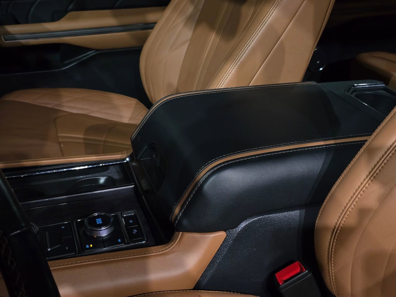 Used 2022 Ford Expedition Platinum image 33