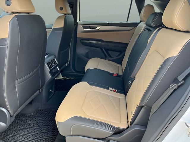 Certified 2026 Volkswagen Atlas Cross Sport SE FWD image 13