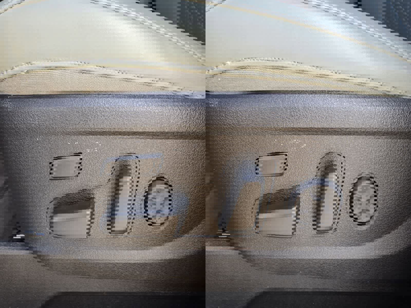 Certified 2024 Kia Telluride SX Prestige X-Line image 15