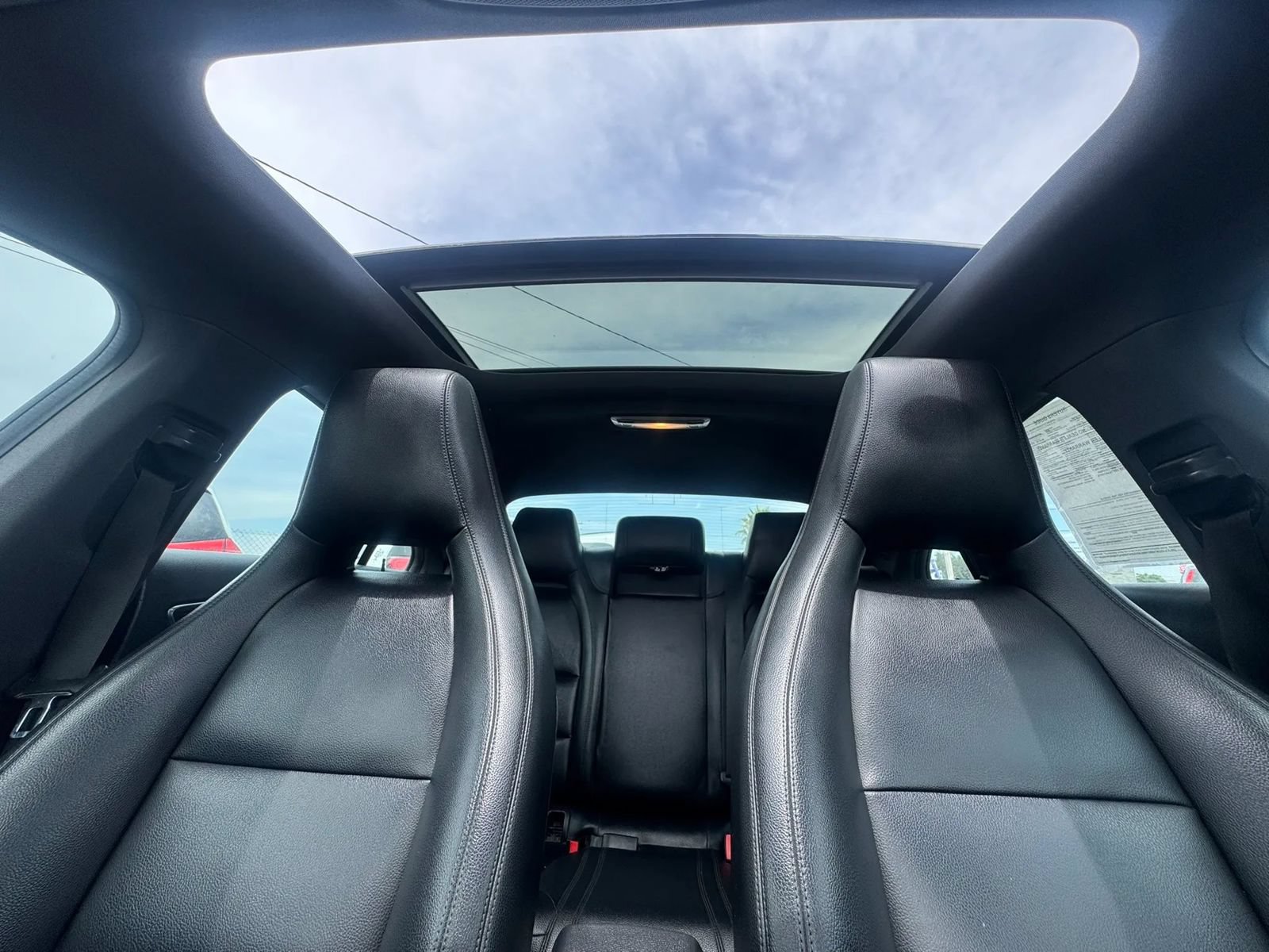 Used 2014 Mercedes-Benz CLA 250 image 37