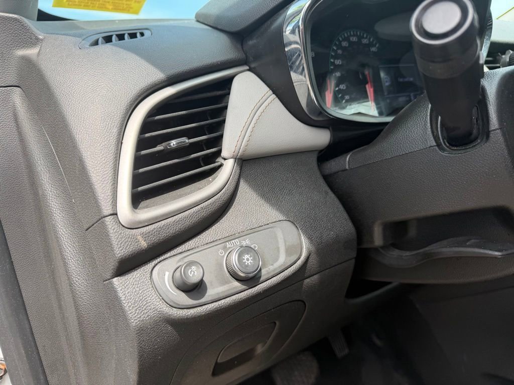 Used 2020 Chevrolet Trax LS FWD image 12