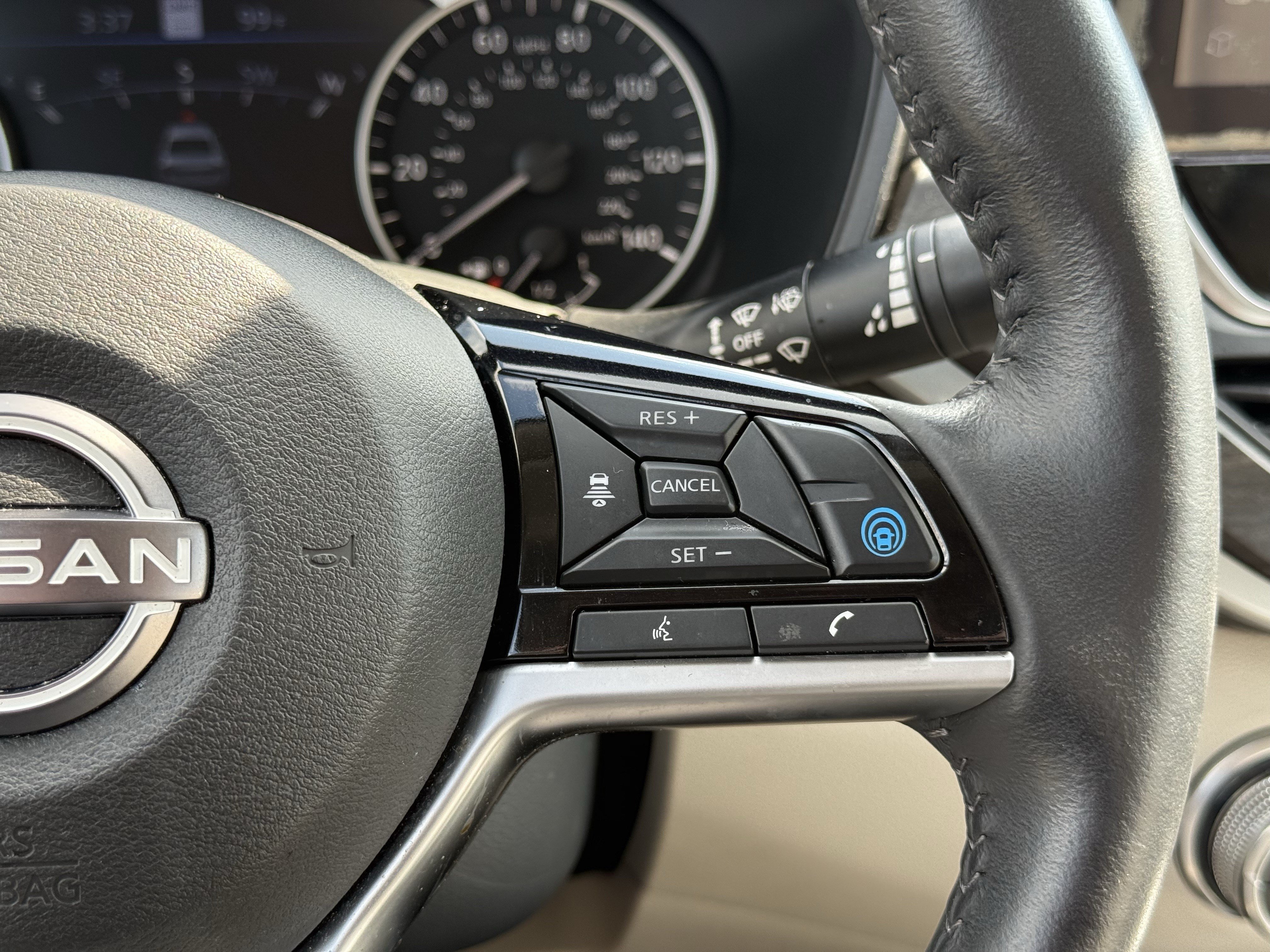 Used 2024 Nissan Altima 2.5 SL AWD/4WD image 18