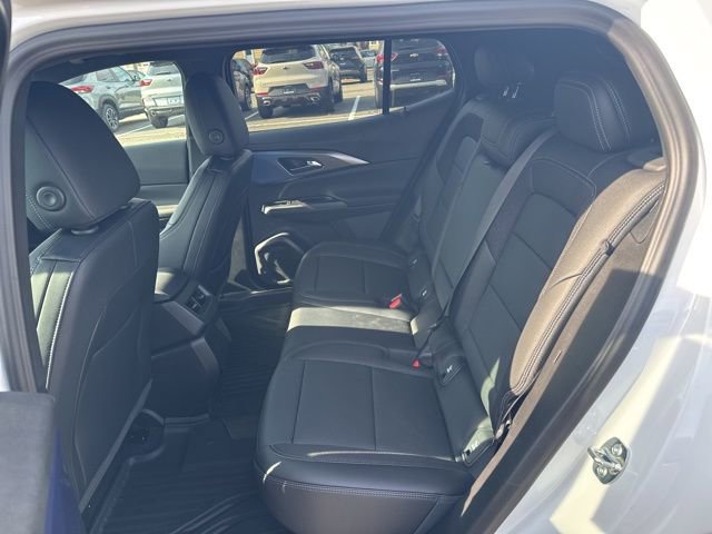 New 2026 Chevrolet Equinox EV LT FWD image 11