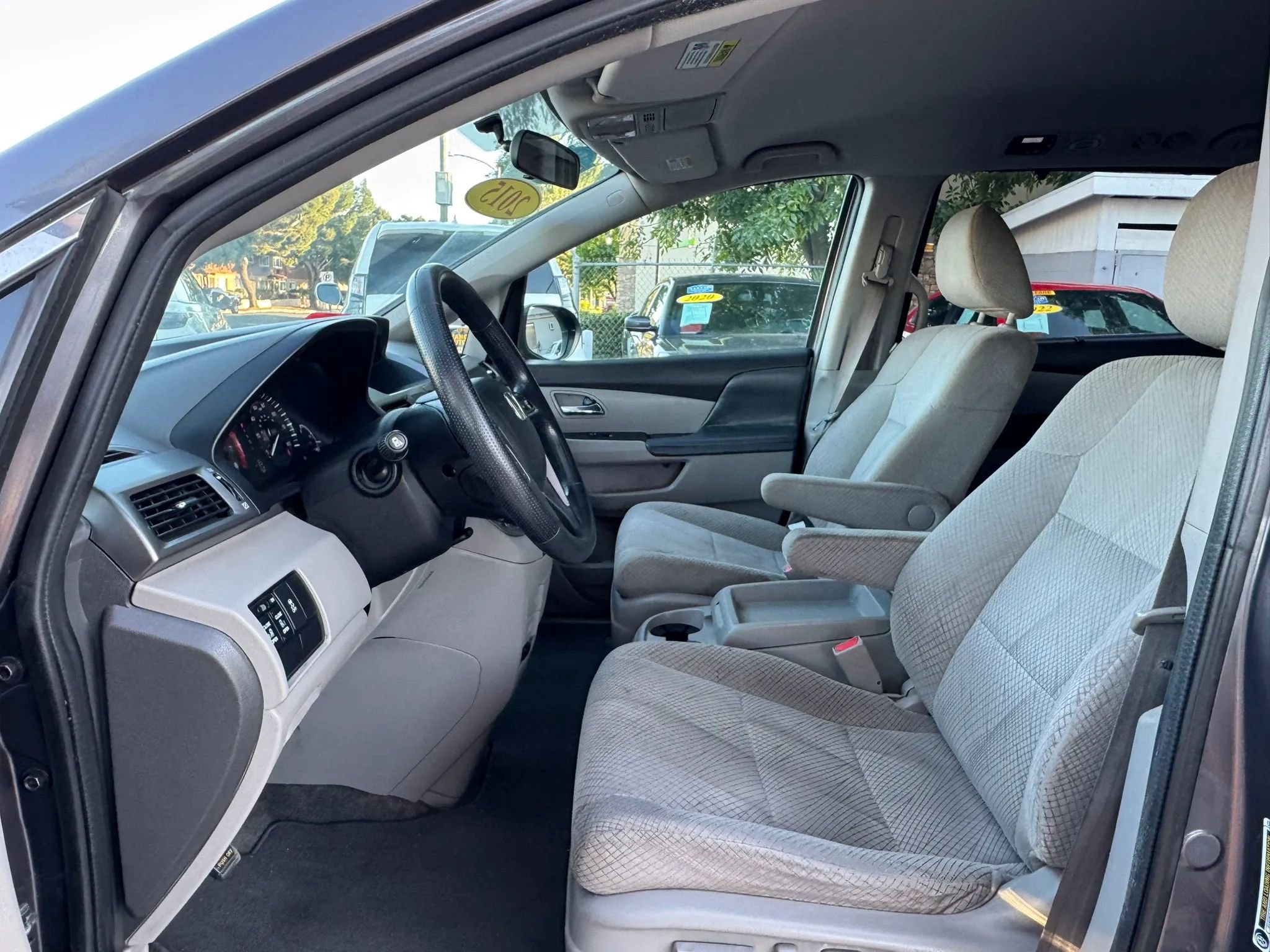 Used 2015 Honda Odyssey EX image 12