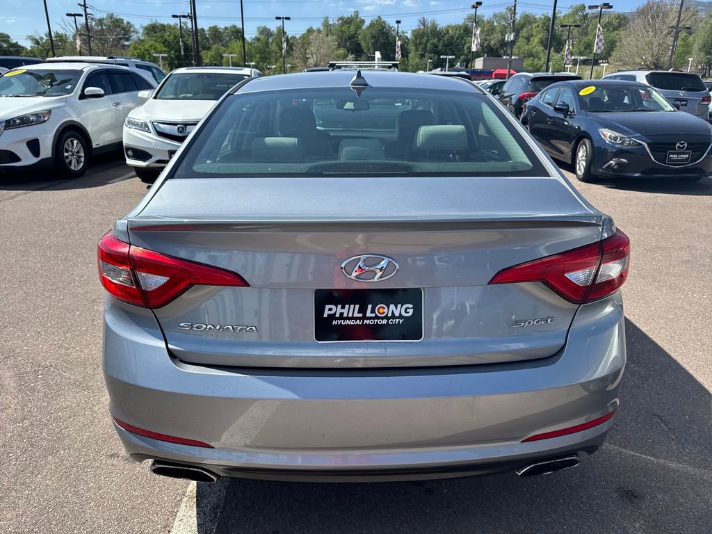 Used 2016 Hyundai Sonata Sport w/ Option Group 1V FWD image 11