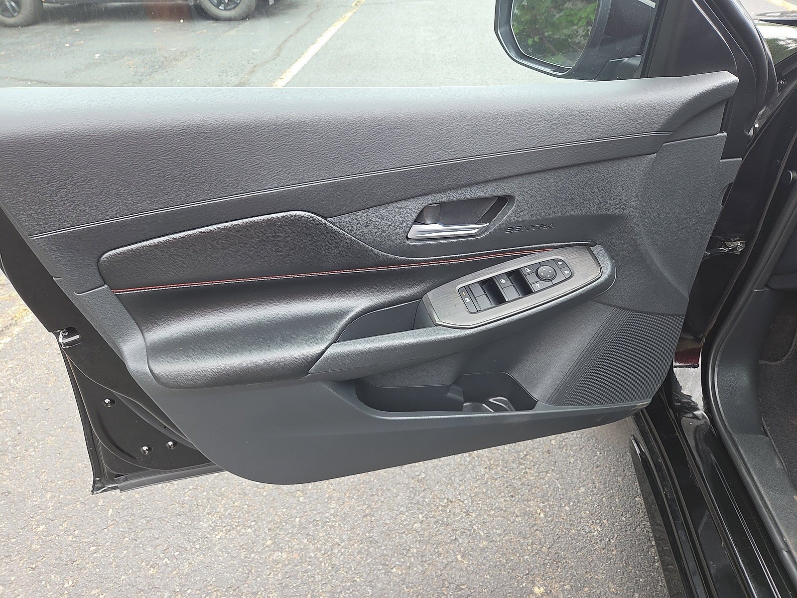 Used 2026 Nissan Sentra SR w/ Floor Mat Package FWD image 10