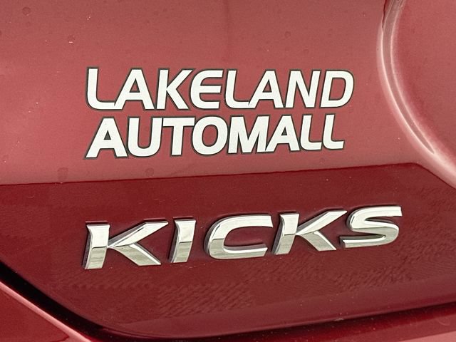Used 2021 Nissan Kicks SR w/ Interior Electronics Package FWD image 25