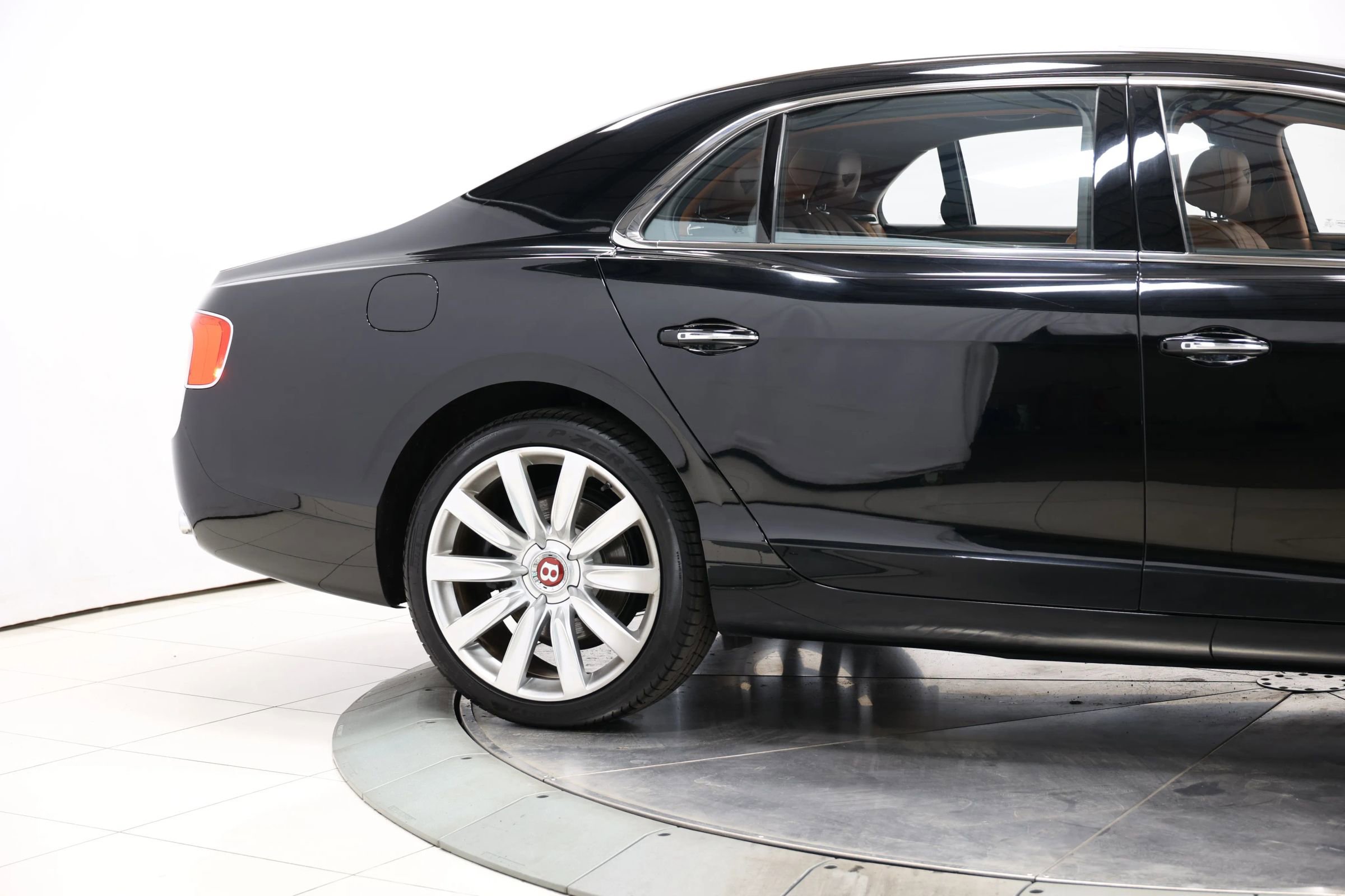Used 2015 Bentley Flying Spur V8 AWD/4WD image 53