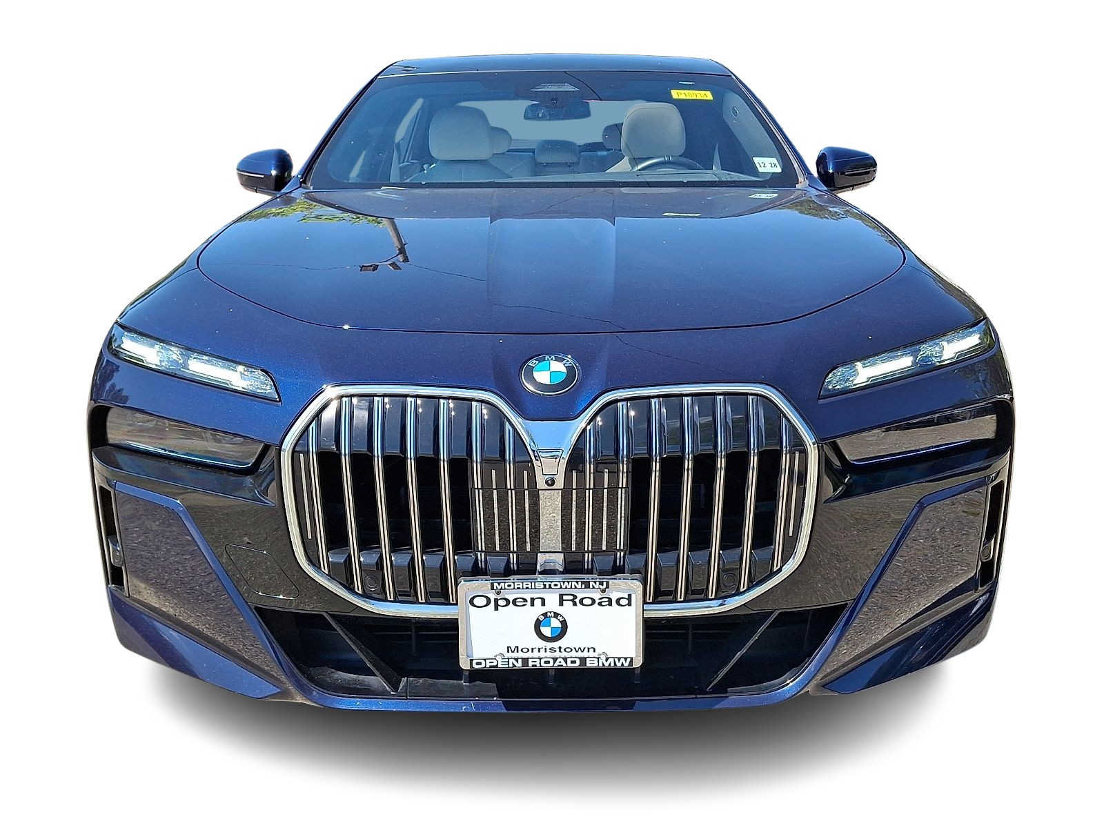 Used 2024 BMW 740i xDrive w/ Executive Package AWD/4WD image 2