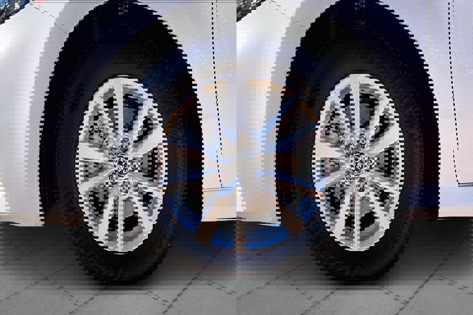 Used 2025 Toyota Camry LE image 8