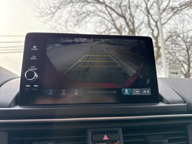 Certified 2025 Honda Pilot Touring image 33