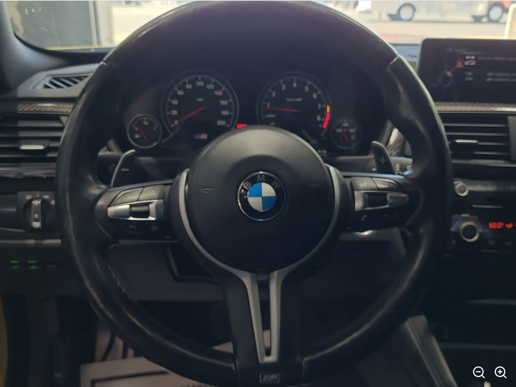 Used 2015 BMW M4 Coupe w/ Executive Package RWD image 10
