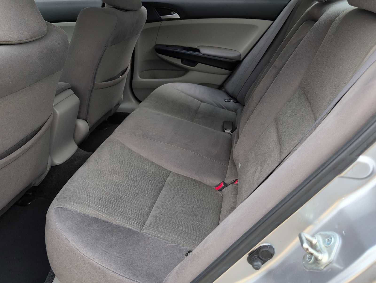Used 2011 Honda Accord LX image 17