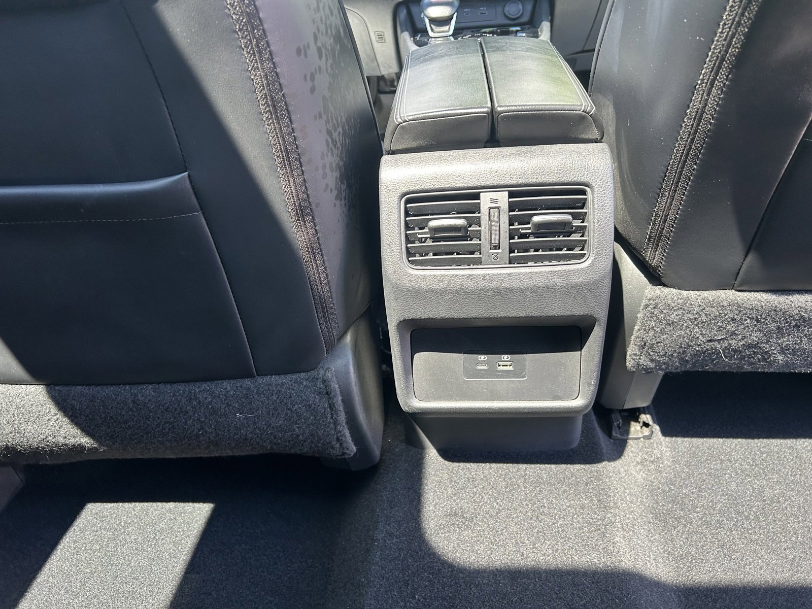 Used 2021 Nissan Rogue SV w/ Premium Package image 30