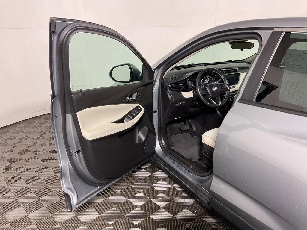 Used 2023 Buick Encore GX Preferred w/ Cold Weather Comfort Package image 16