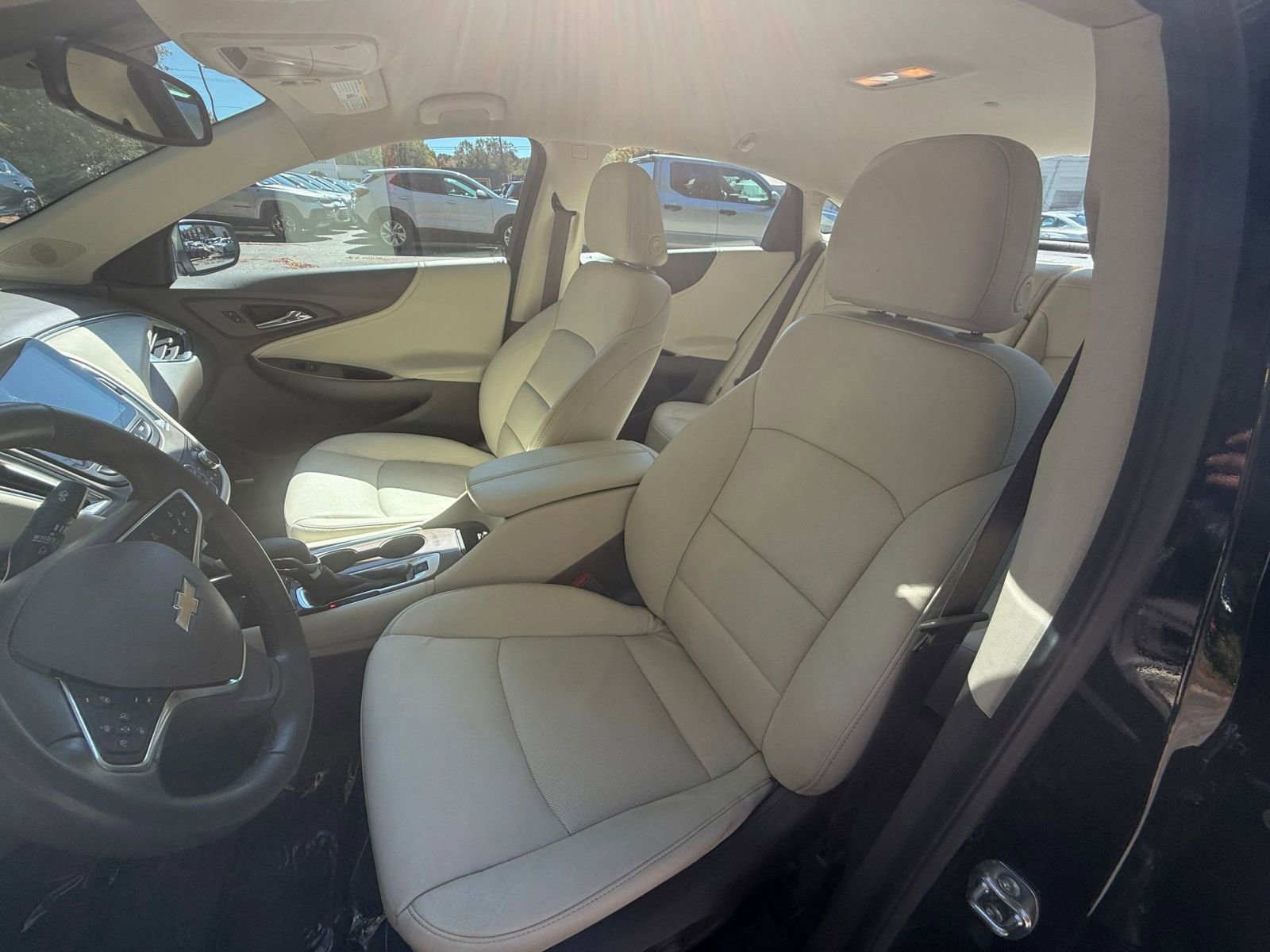 Used 2024 Chevrolet Malibu LT image 36