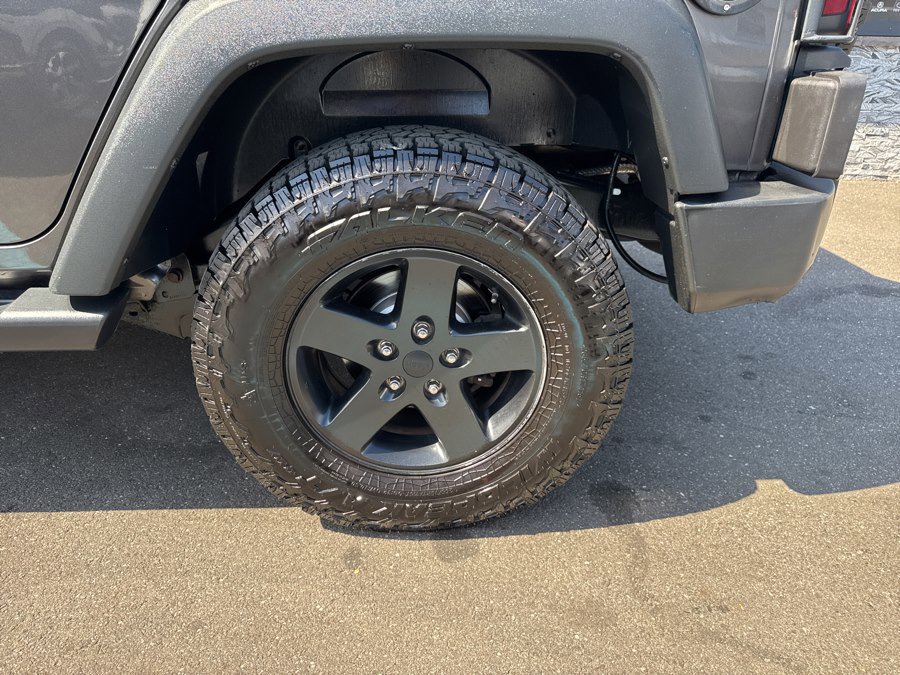 Used 2017 Jeep Wrangler Unlimited Sport AWD/4WD image 11
