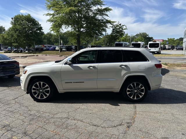Used 2017 Jeep Grand Cherokee Overland RWD image 9