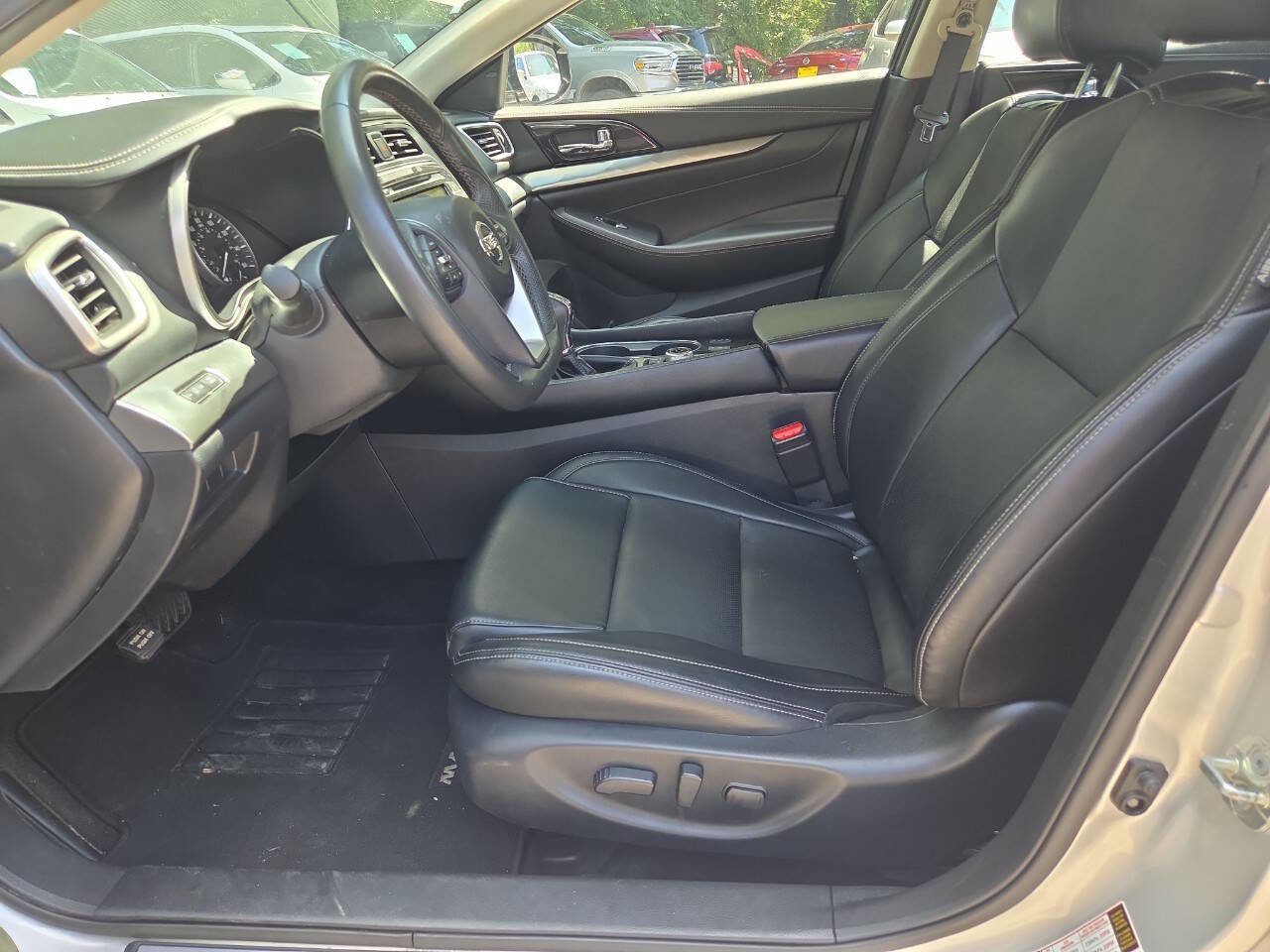 Used 2021 Nissan Maxima 3.5 SV w/ Floor Mat Group image 6
