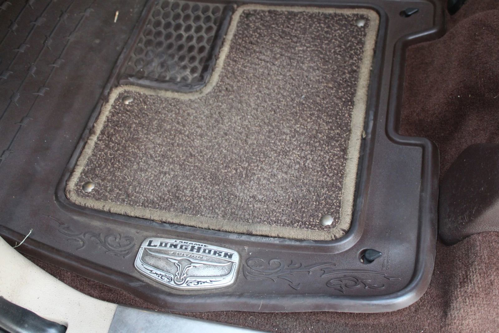 Used 2014 RAM 1500 Laramie Longhorn w/ Convenience Group image 26