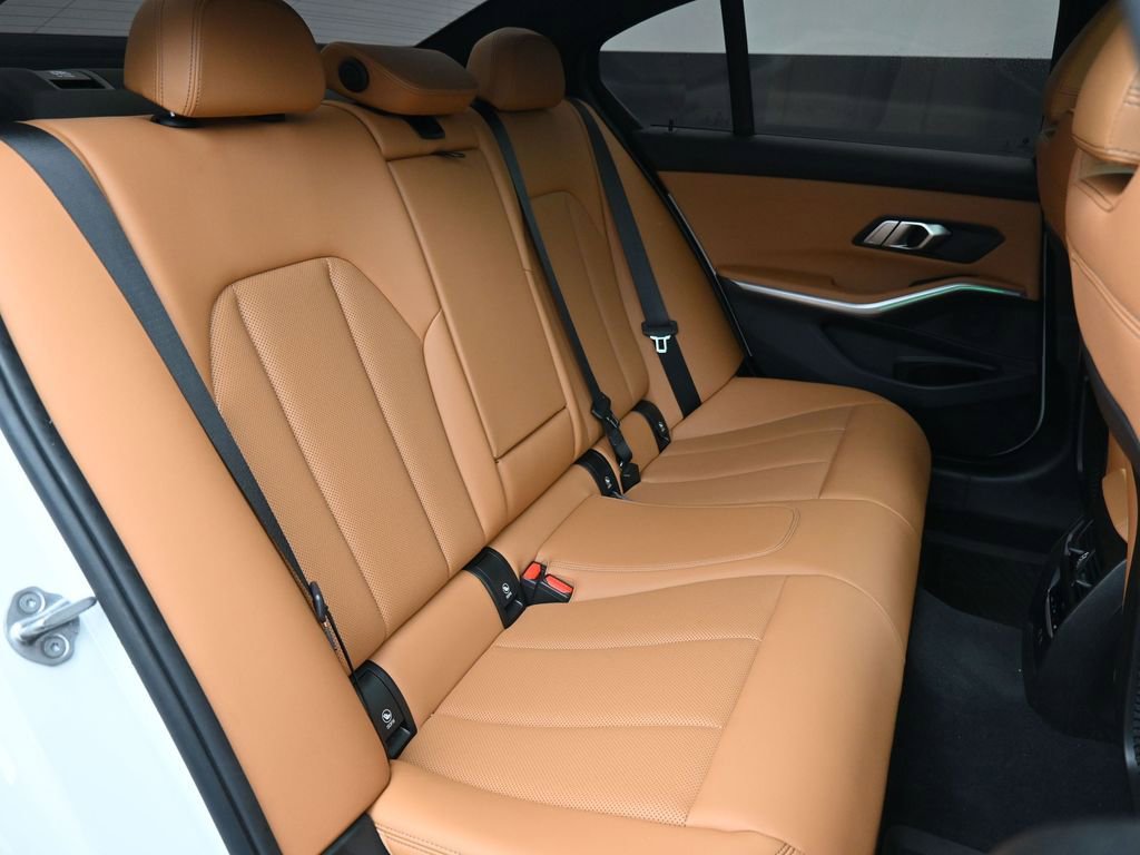 Used 2023 BMW M340i w/ Driving Assistance Package RWD image 26