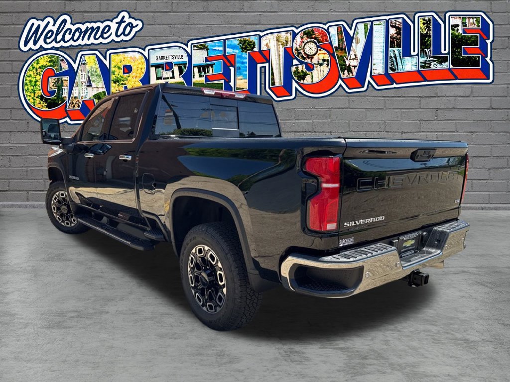 New 2026 Chevrolet Silverado 2500 LTZ w/ LTZ Premium Package AWD/4WD image 9
