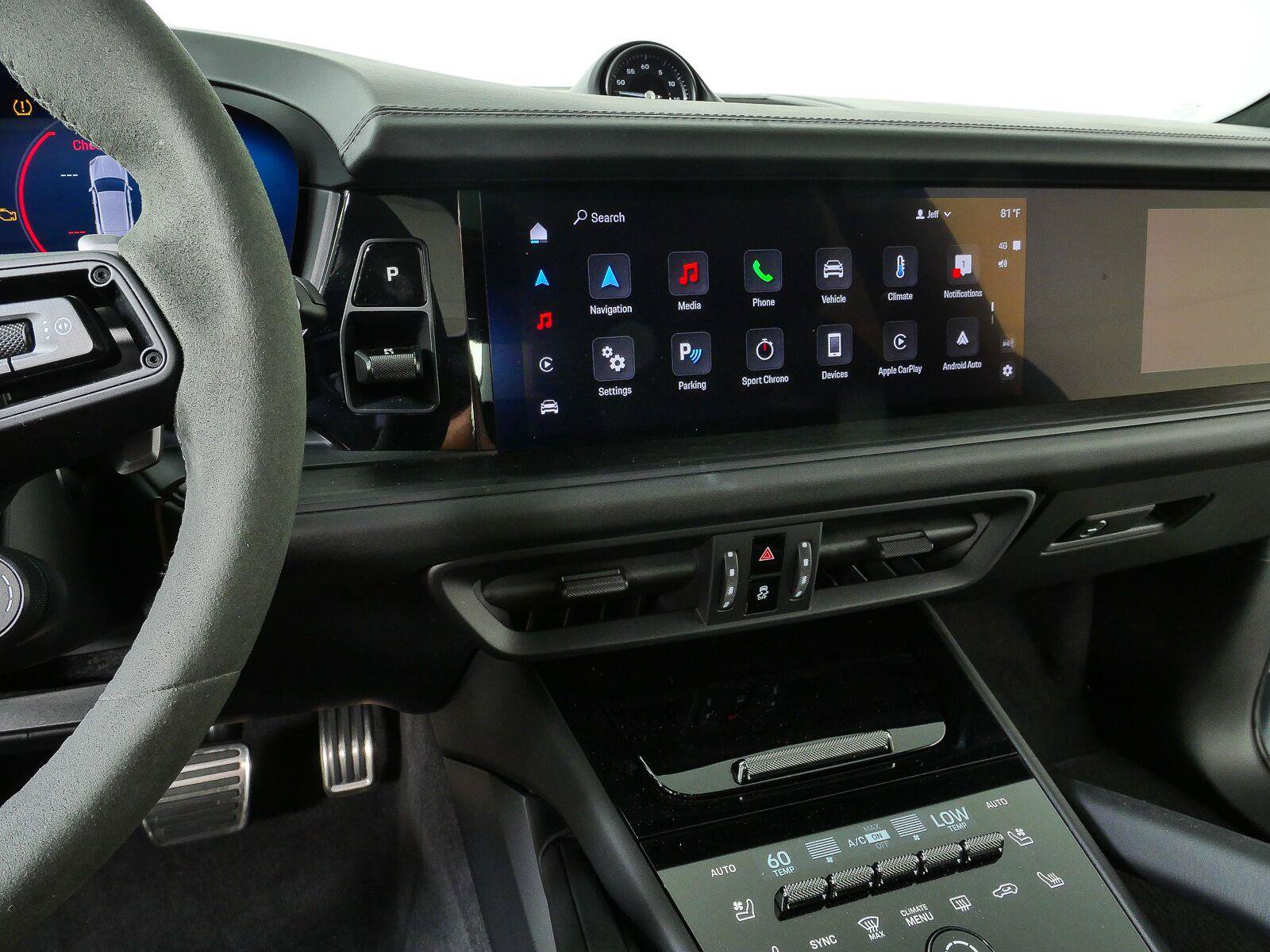 Certified 2025 Porsche Cayenne GTS AWD/4WD image 12
