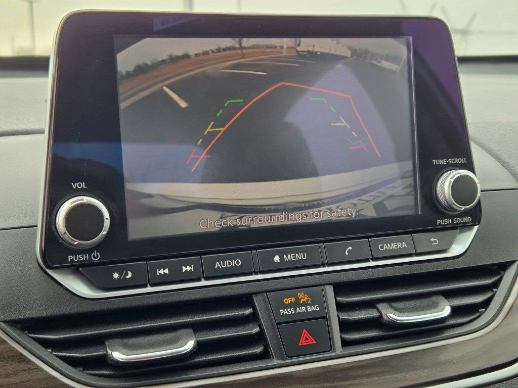 Used 2023 Nissan Altima 2.5 SV image 23