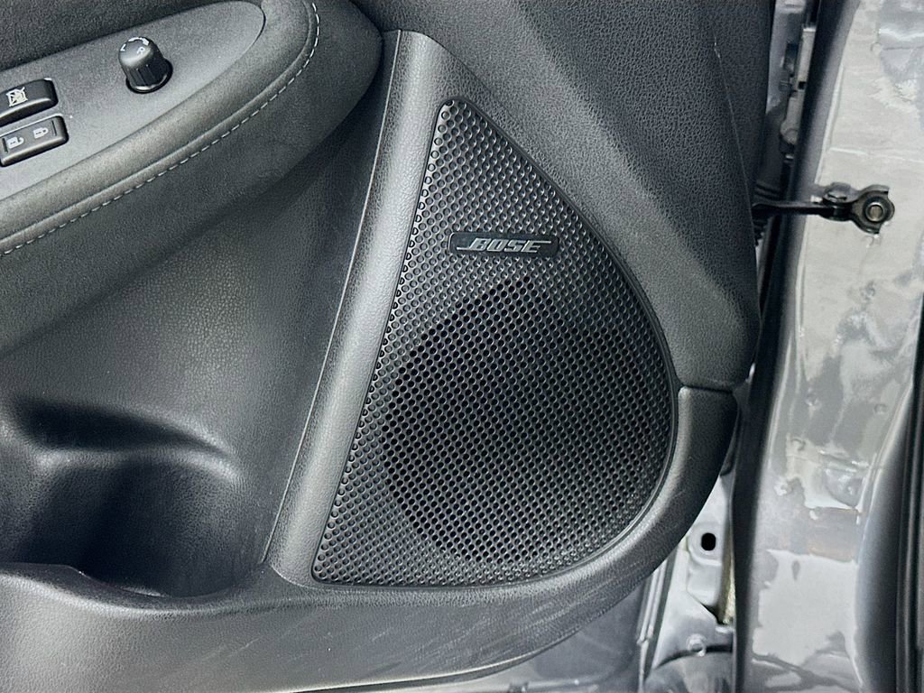 Used 2019 Nissan 370Z Touring Sport image 19