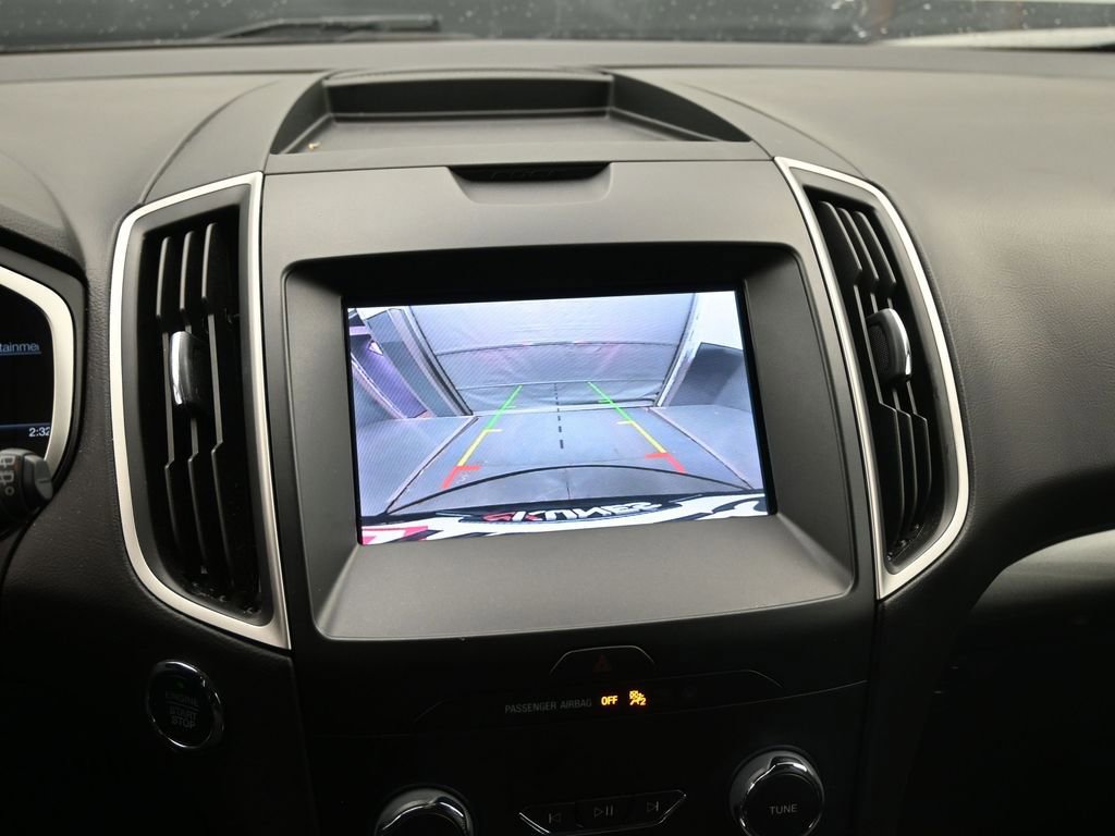 Used 2020 Ford Edge SEL w/ Convenience Package image 17