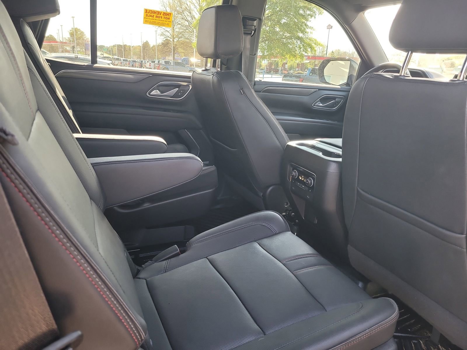 Used 2022 Chevrolet Tahoe RST w/ Luxury Package RWD image 27